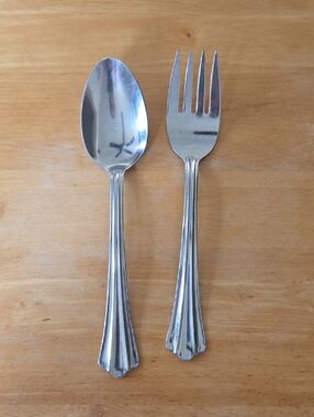 Oneida Bandcroft Stainless Steel Serving Spoon and Fork Set Silver Discontinued